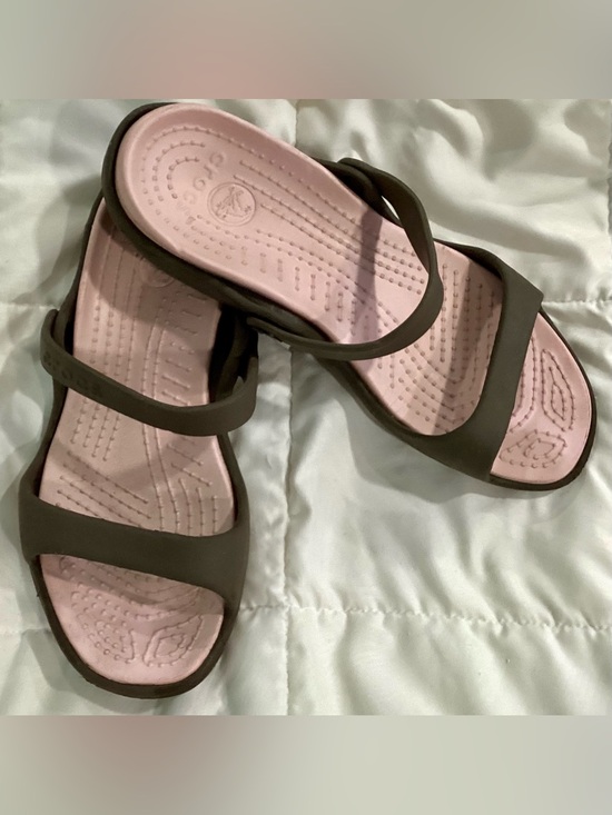 CROCS Shoes - CROCS Women's Size 8 Cleo Sandals in Chocolate and Cotton Candy- Discontinued
